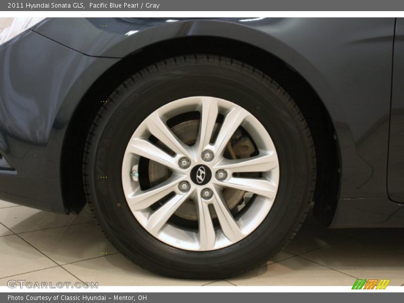 Pacific Blue Pearl / Gray 2011 Hyundai Sonata GLS