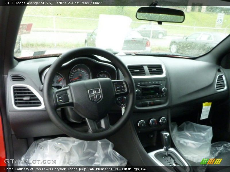Redline 2-Coat Pearl / Black 2013 Dodge Avenger SE V6