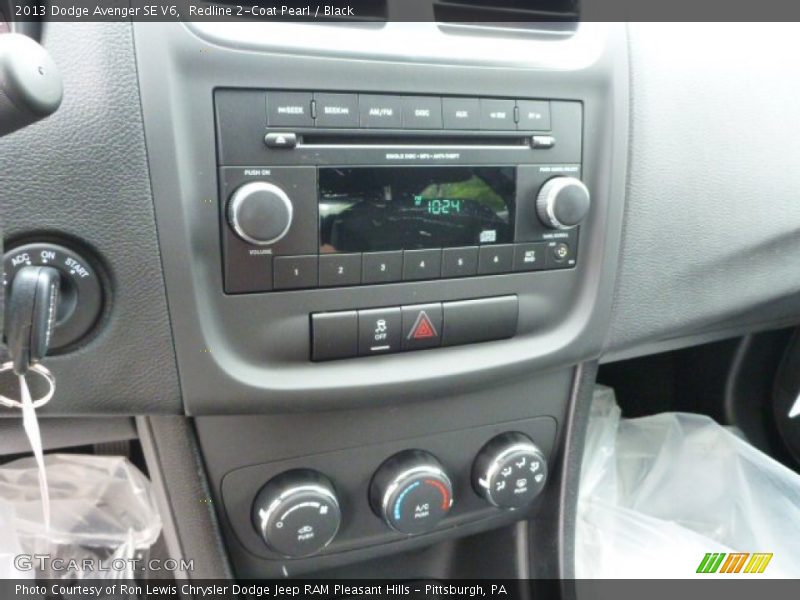 Redline 2-Coat Pearl / Black 2013 Dodge Avenger SE V6