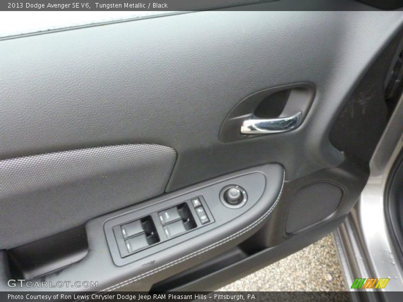 Tungsten Metallic / Black 2013 Dodge Avenger SE V6