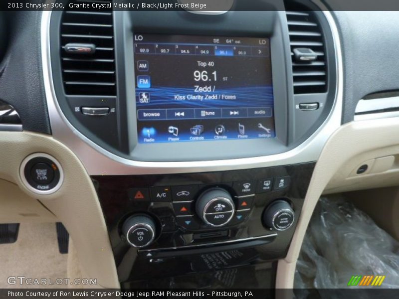 Granite Crystal Metallic / Black/Light Frost Beige 2013 Chrysler 300
