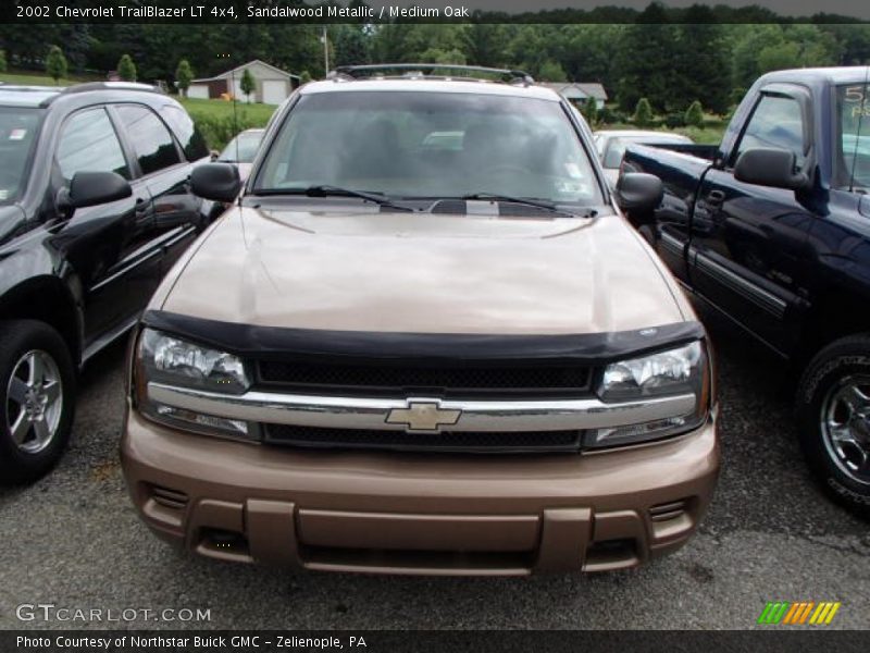Sandalwood Metallic / Medium Oak 2002 Chevrolet TrailBlazer LT 4x4