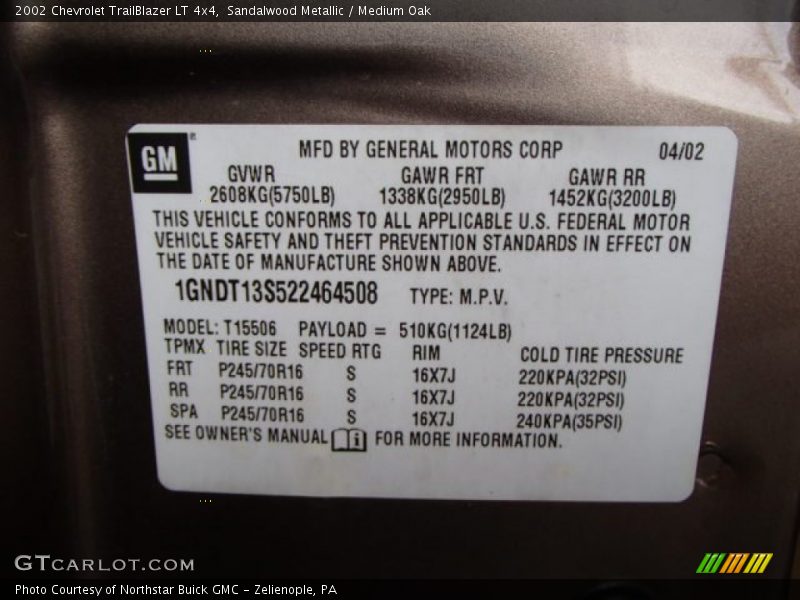 Sandalwood Metallic / Medium Oak 2002 Chevrolet TrailBlazer LT 4x4