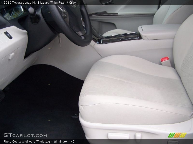 Blizzard White Pearl / Gray 2010 Toyota Venza I4