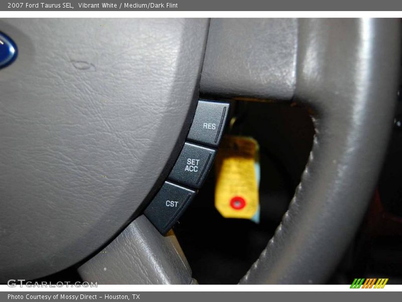 Vibrant White / Medium/Dark Flint 2007 Ford Taurus SEL