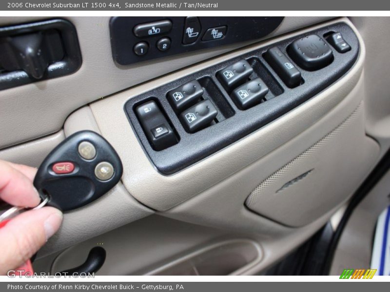 Sandstone Metallic / Tan/Neutral 2006 Chevrolet Suburban LT 1500 4x4
