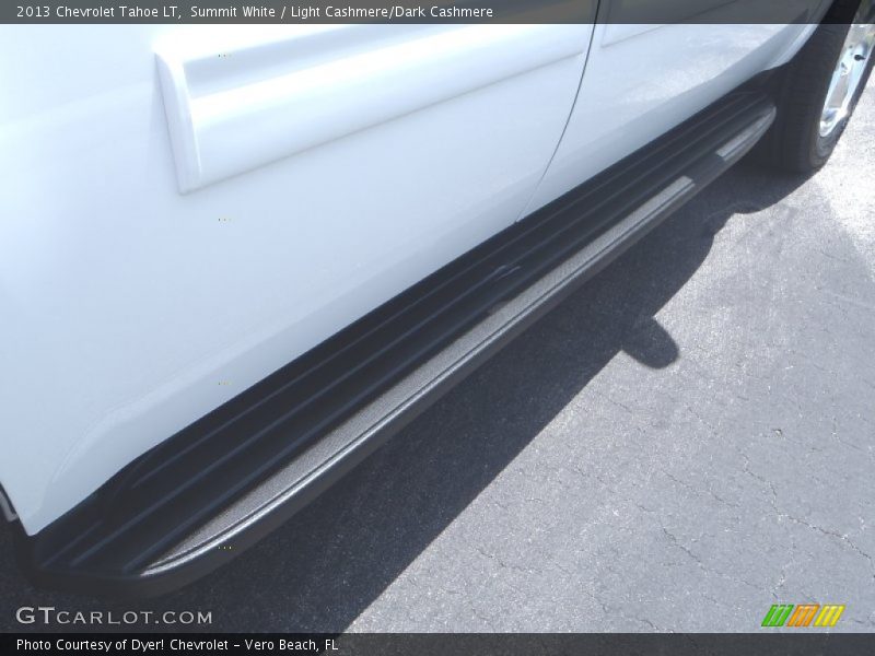 Summit White / Light Cashmere/Dark Cashmere 2013 Chevrolet Tahoe LT