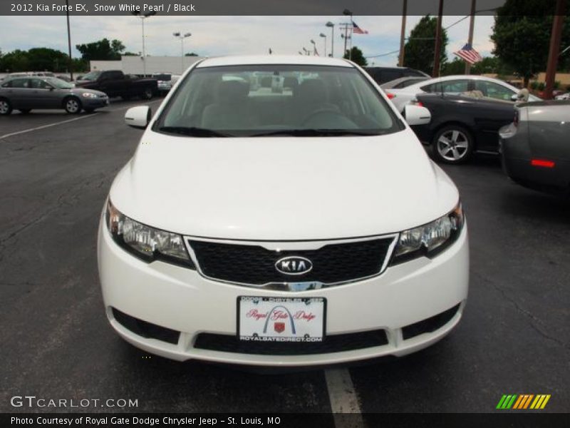 Snow White Pearl / Black 2012 Kia Forte EX