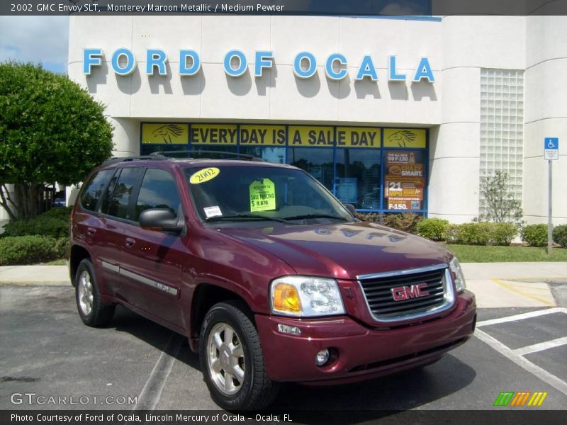 Monterey Maroon Metallic / Medium Pewter 2002 GMC Envoy SLT