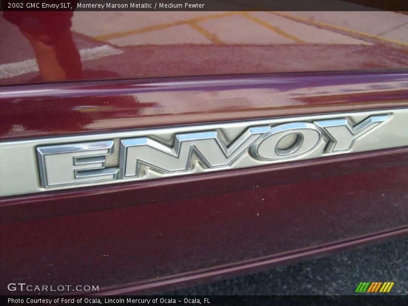 Monterey Maroon Metallic / Medium Pewter 2002 GMC Envoy SLT