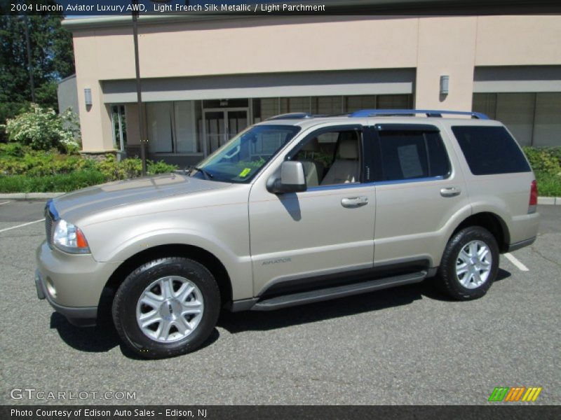 Light French Silk Metallic / Light Parchment 2004 Lincoln Aviator Luxury AWD