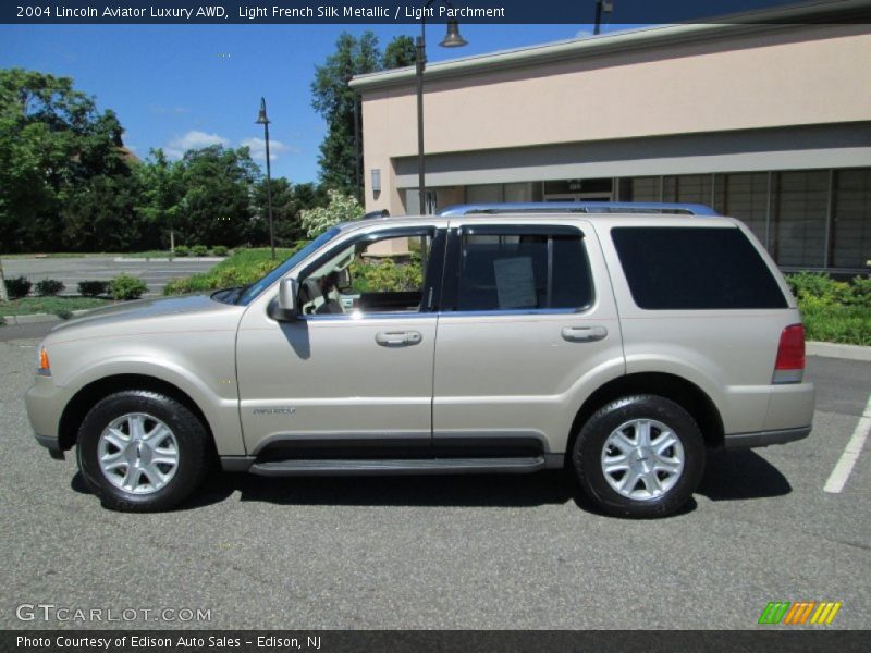Light French Silk Metallic / Light Parchment 2004 Lincoln Aviator Luxury AWD