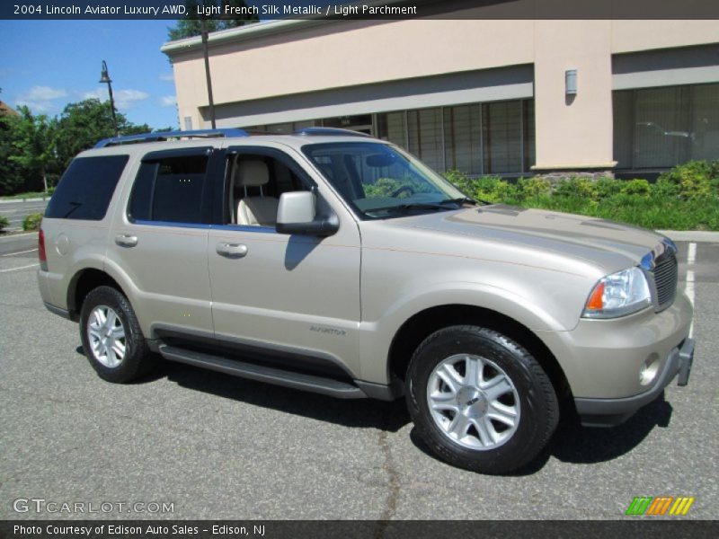Light French Silk Metallic / Light Parchment 2004 Lincoln Aviator Luxury AWD
