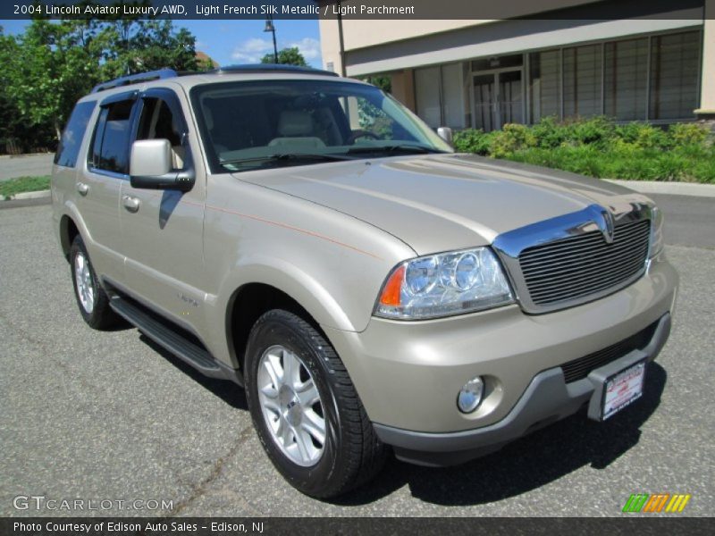 Light French Silk Metallic / Light Parchment 2004 Lincoln Aviator Luxury AWD