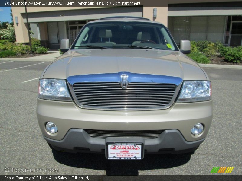 Light French Silk Metallic / Light Parchment 2004 Lincoln Aviator Luxury AWD