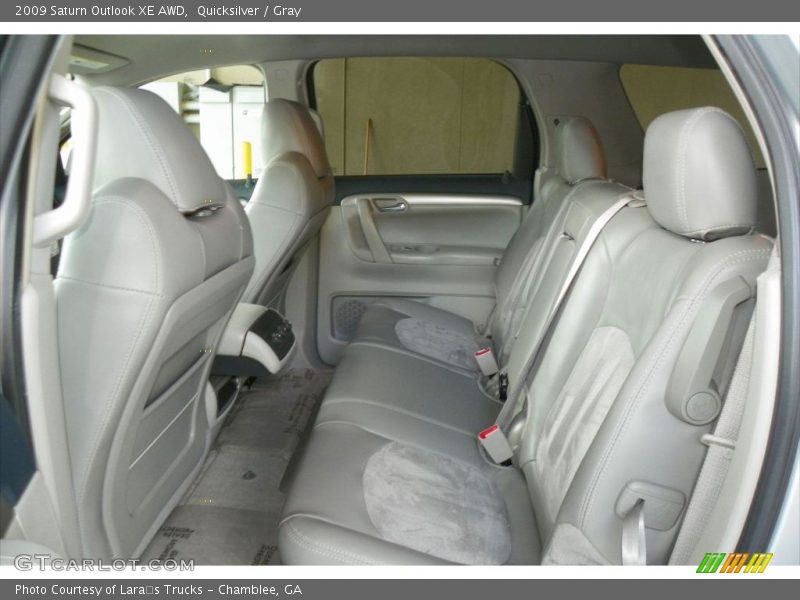 Quicksilver / Gray 2009 Saturn Outlook XE AWD
