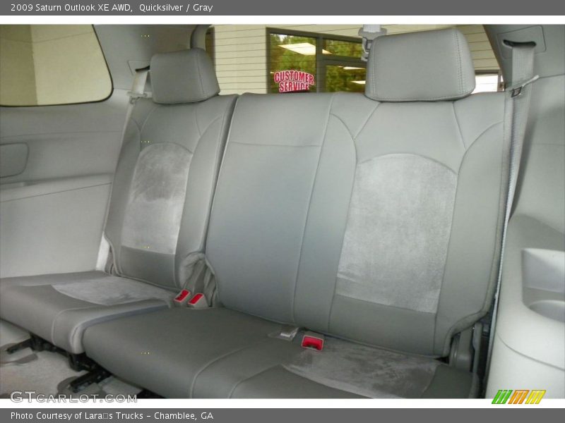 Quicksilver / Gray 2009 Saturn Outlook XE AWD