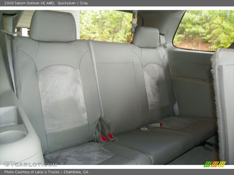 Quicksilver / Gray 2009 Saturn Outlook XE AWD