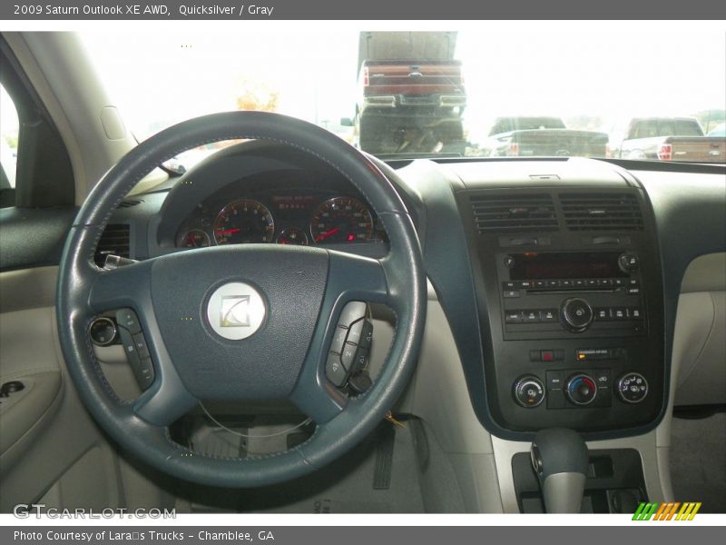 Quicksilver / Gray 2009 Saturn Outlook XE AWD