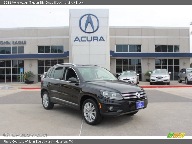 Deep Black Metallic / Black 2012 Volkswagen Tiguan SE