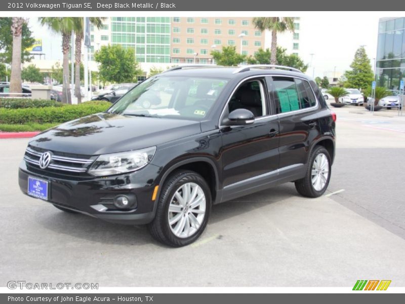 Deep Black Metallic / Black 2012 Volkswagen Tiguan SE