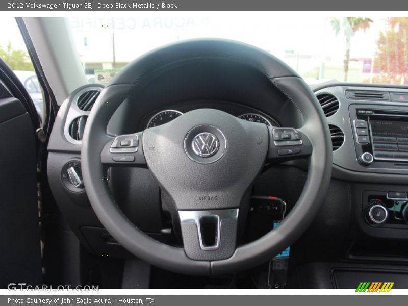 Deep Black Metallic / Black 2012 Volkswagen Tiguan SE