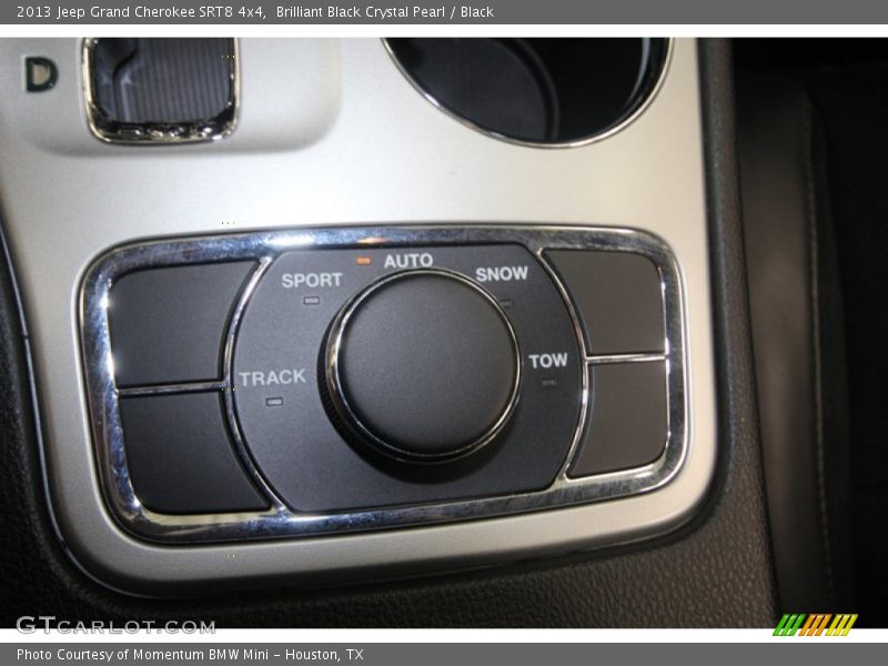 Controls of 2013 Grand Cherokee SRT8 4x4