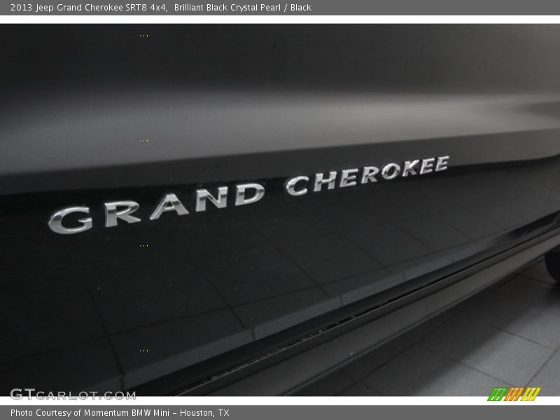  2013 Grand Cherokee SRT8 4x4 Logo