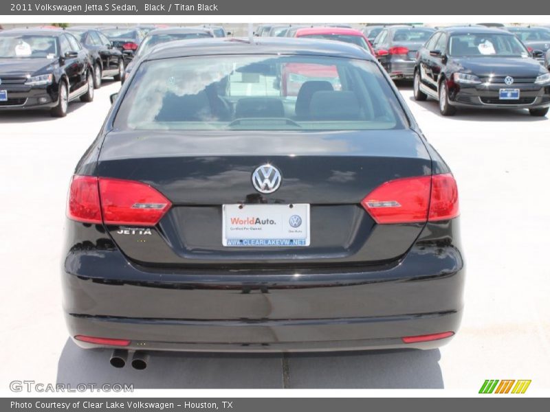 Black / Titan Black 2011 Volkswagen Jetta S Sedan