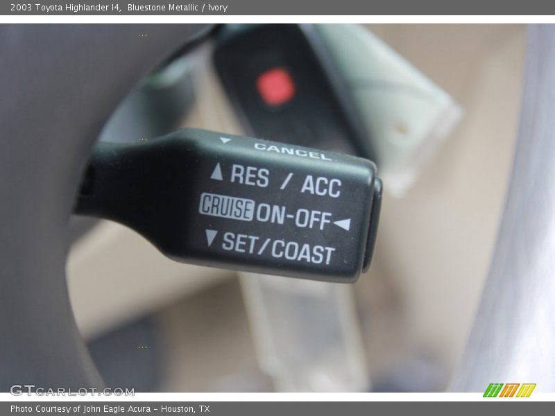 Bluestone Metallic / Ivory 2003 Toyota Highlander I4