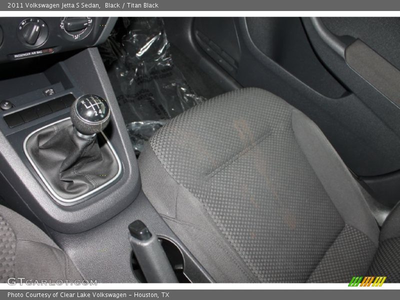 Black / Titan Black 2011 Volkswagen Jetta S Sedan