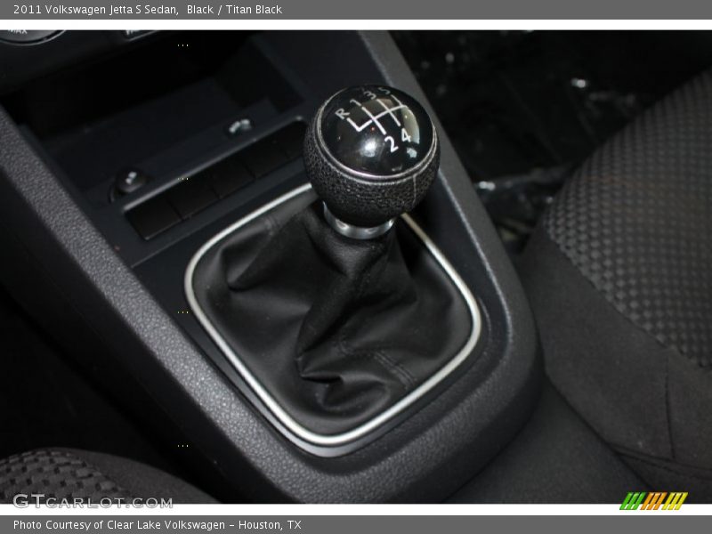 Black / Titan Black 2011 Volkswagen Jetta S Sedan