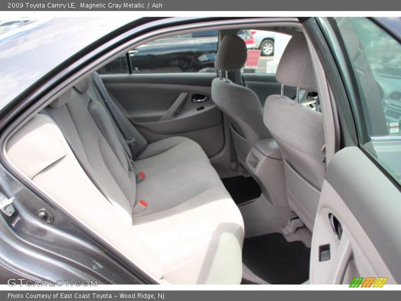 Magnetic Gray Metallic / Ash 2009 Toyota Camry LE