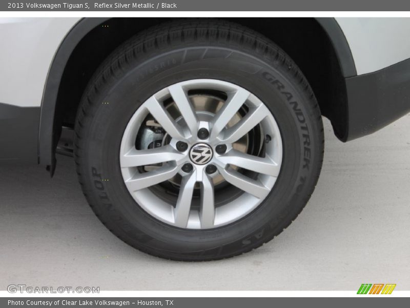 Reflex Silver Metallic / Black 2013 Volkswagen Tiguan S