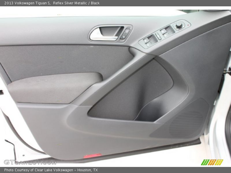 Reflex Silver Metallic / Black 2013 Volkswagen Tiguan S
