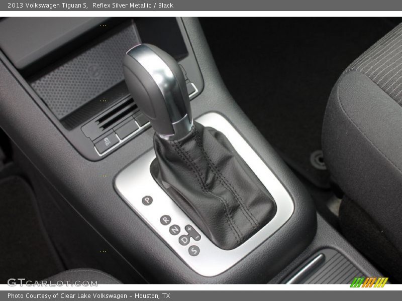 Reflex Silver Metallic / Black 2013 Volkswagen Tiguan S