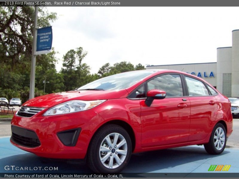 Race Red / Charcoal Black/Light Stone 2013 Ford Fiesta SE Sedan