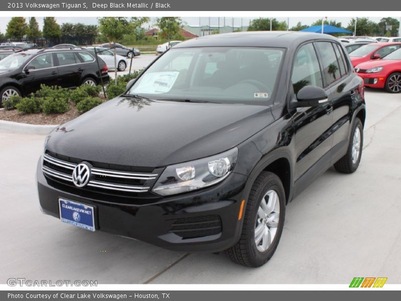 Deep Black Metallic / Black 2013 Volkswagen Tiguan S
