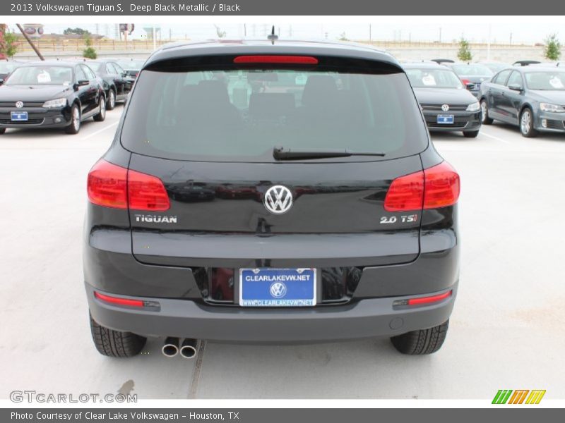 Deep Black Metallic / Black 2013 Volkswagen Tiguan S