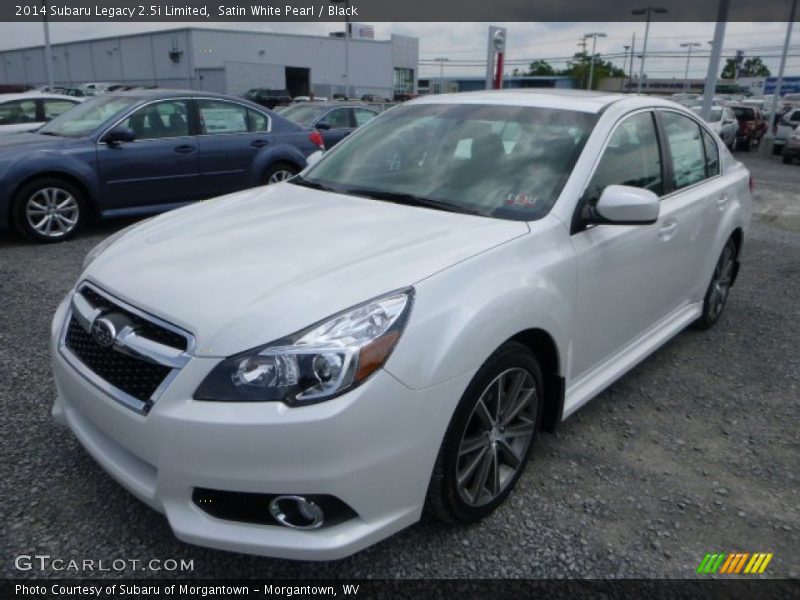 Front 3/4 View of 2014 Legacy 2.5i Limited