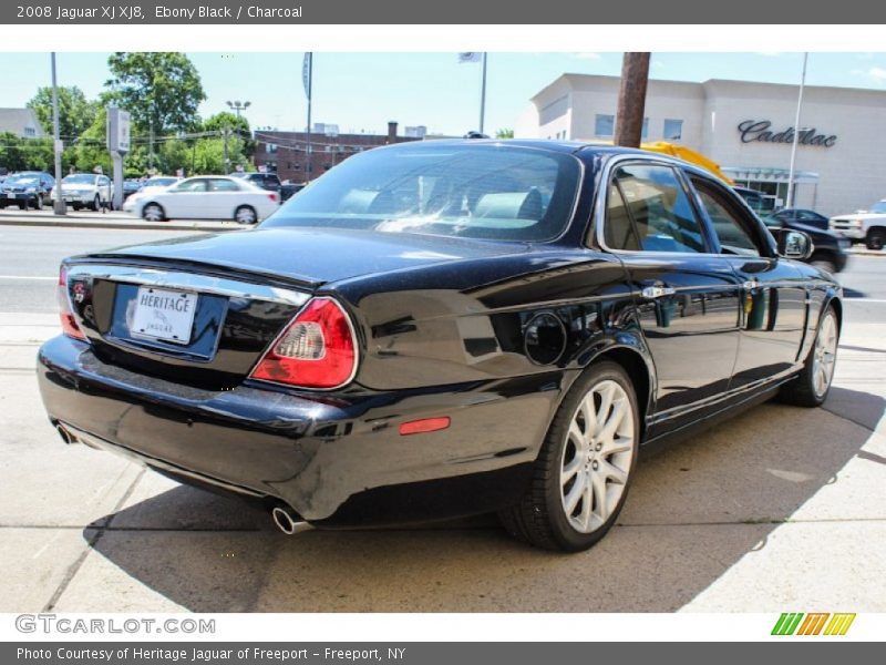 Ebony Black / Charcoal 2008 Jaguar XJ XJ8