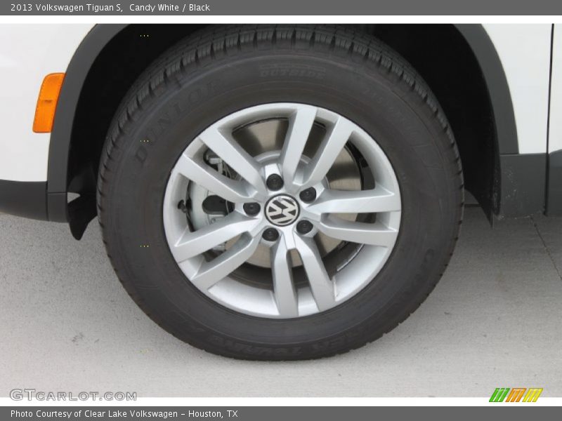 Candy White / Black 2013 Volkswagen Tiguan S