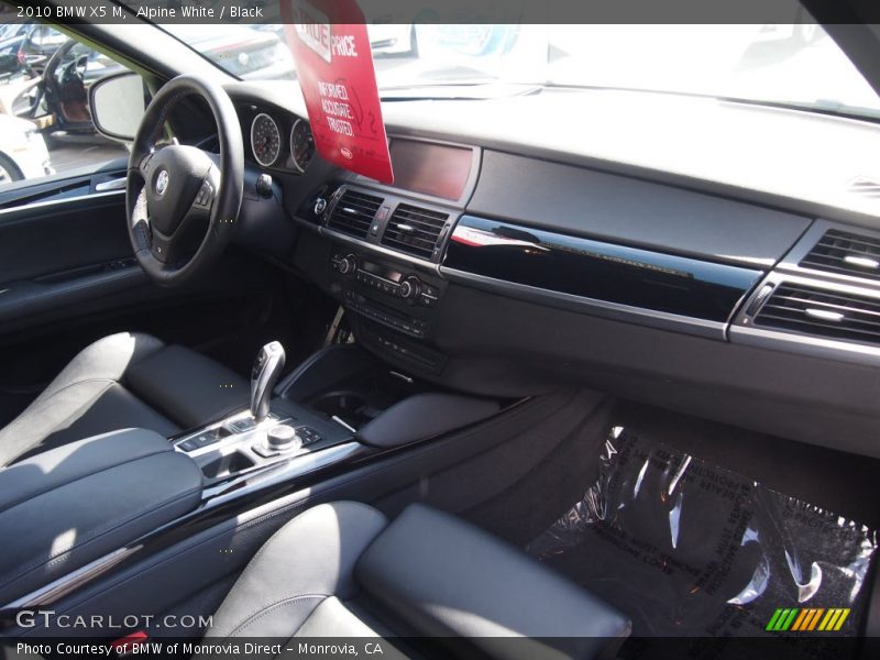 Dashboard of 2010 X5 M 