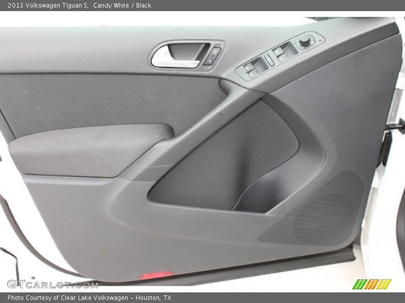 Candy White / Black 2013 Volkswagen Tiguan S
