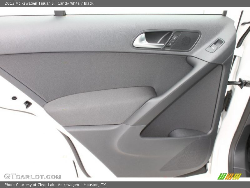Candy White / Black 2013 Volkswagen Tiguan S