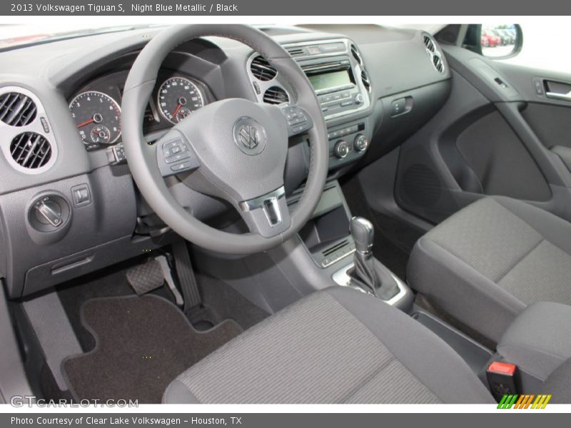 Night Blue Metallic / Black 2013 Volkswagen Tiguan S