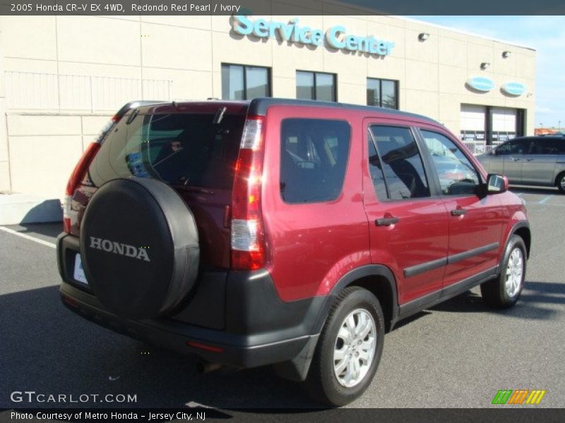 Redondo Red Pearl / Ivory 2005 Honda CR-V EX 4WD