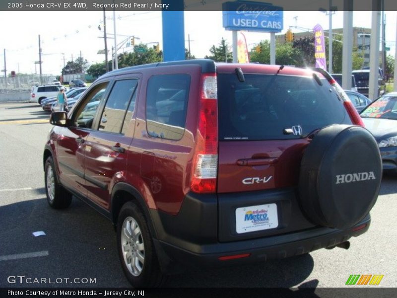 Redondo Red Pearl / Ivory 2005 Honda CR-V EX 4WD