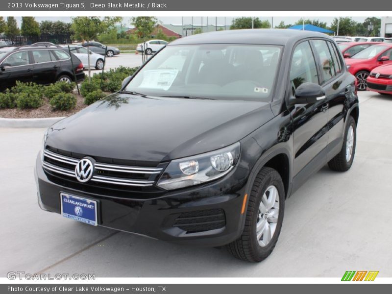 Deep Black Metallic / Black 2013 Volkswagen Tiguan S