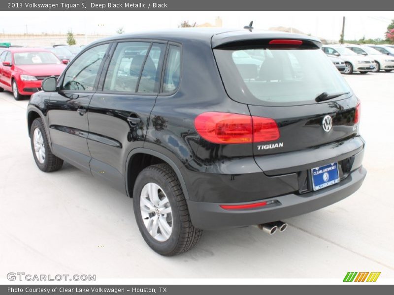Deep Black Metallic / Black 2013 Volkswagen Tiguan S
